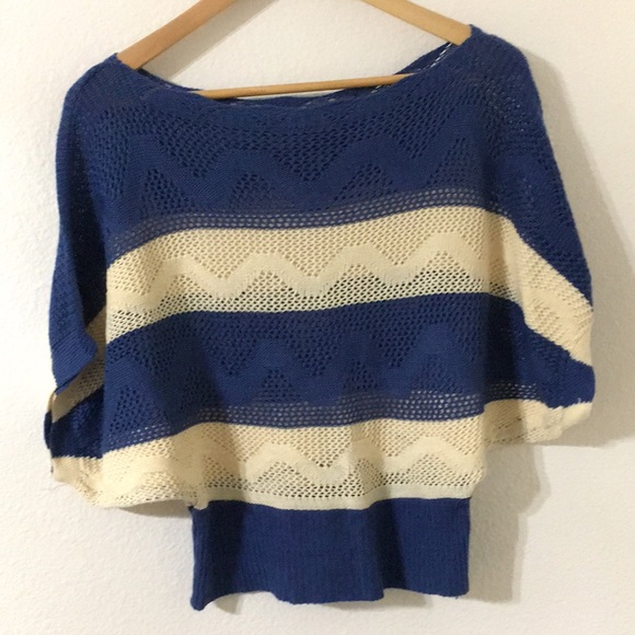 Crochet Top - Picture 2 of 4